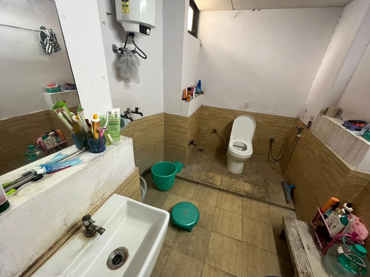 Sukhdham Girls PG | PG Room in Noida with Food for Girls preview 1