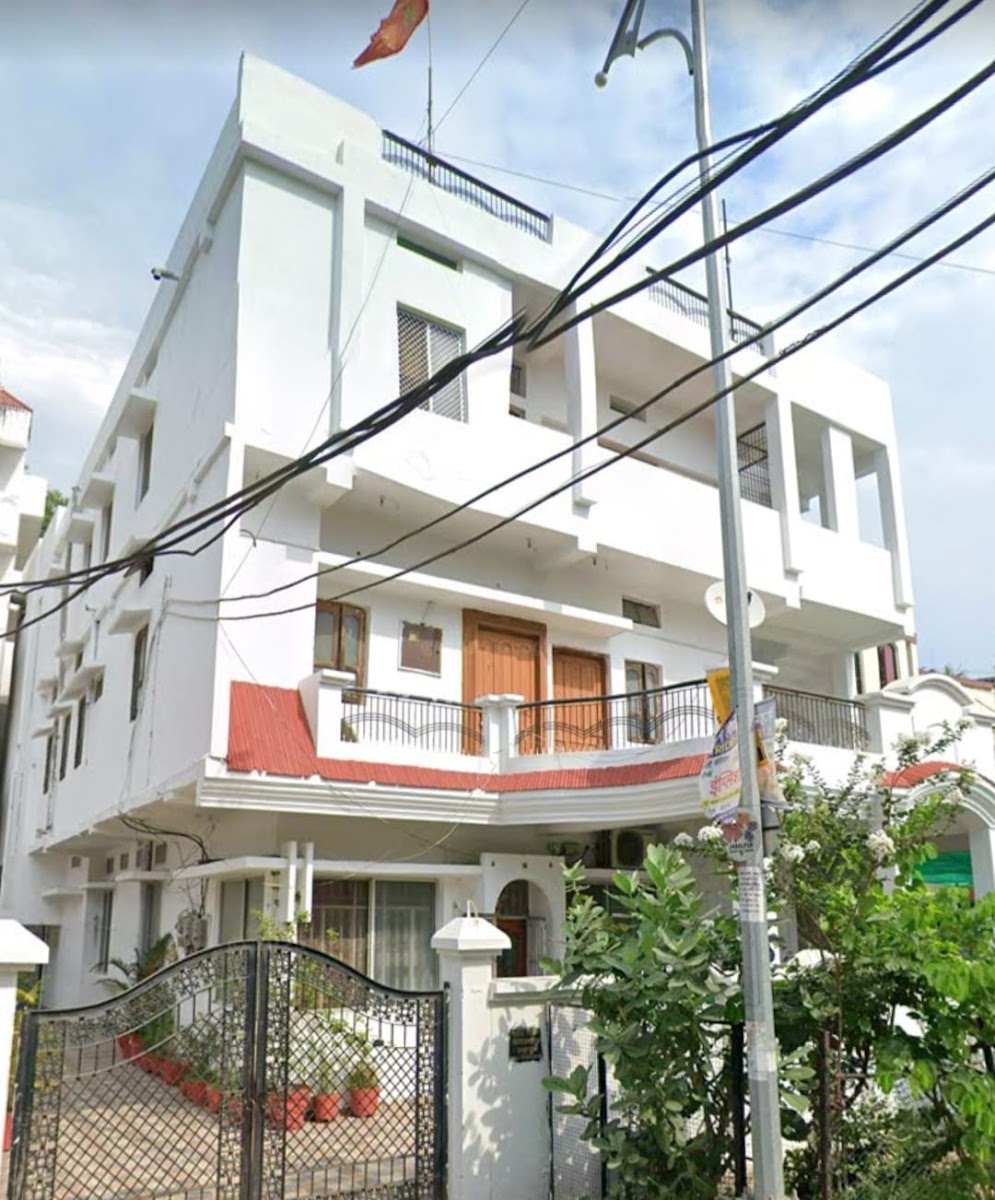 Shukla Girls' Hostel (Saroj Nivas) – Girls PG in Jabalpur preview photo 1
