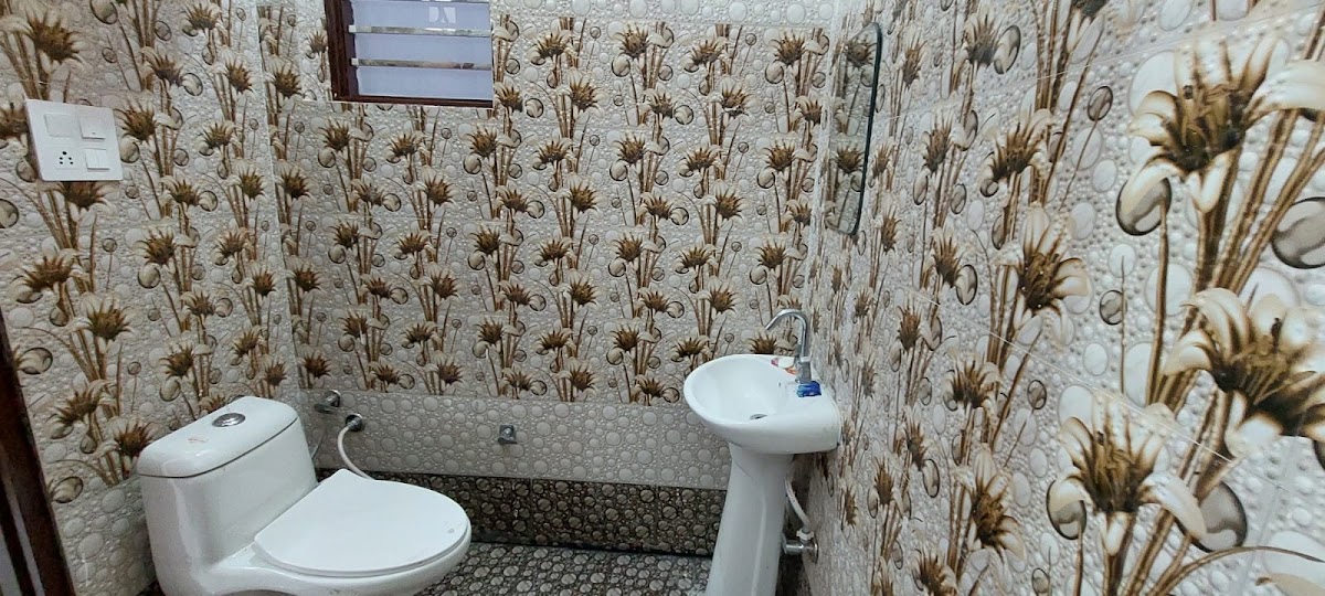 Adi Homes PG for Girls preview 2