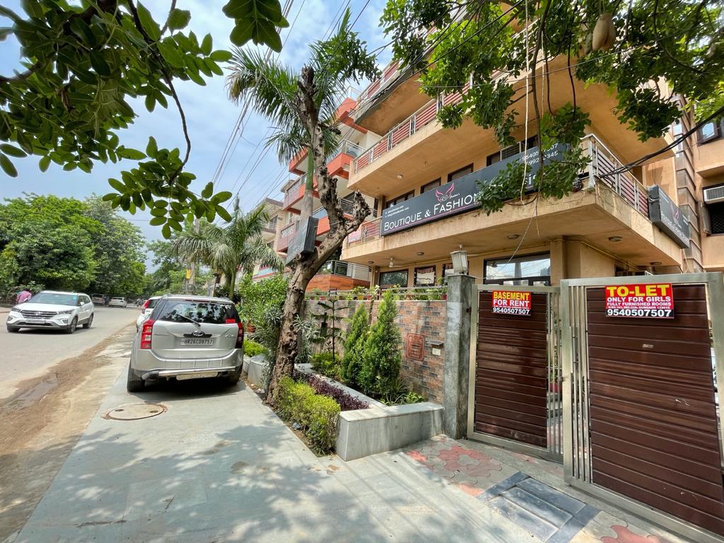 Girls PG Dhawan Sector 22 Gurgaon