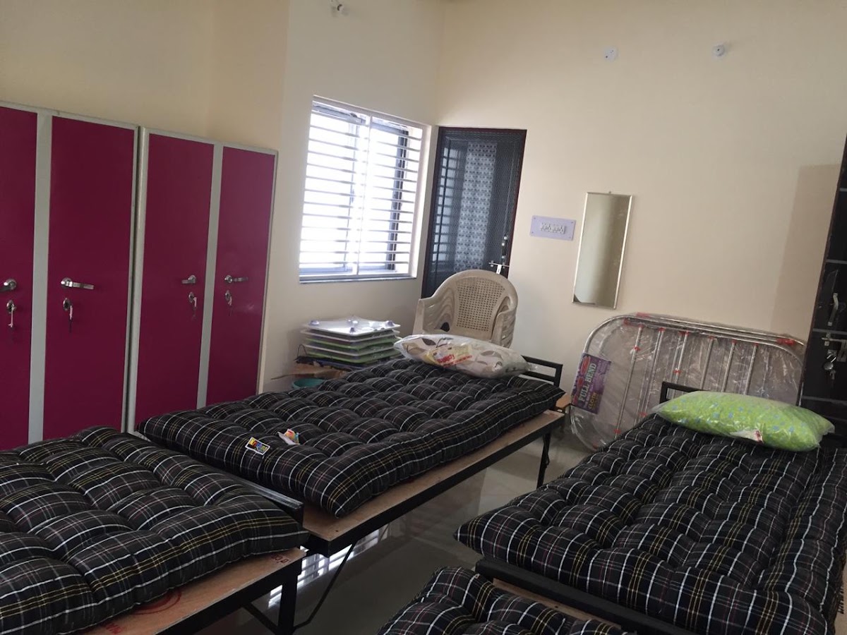 VR girls hostel – Girls PG in Jabalpur preview photo 1