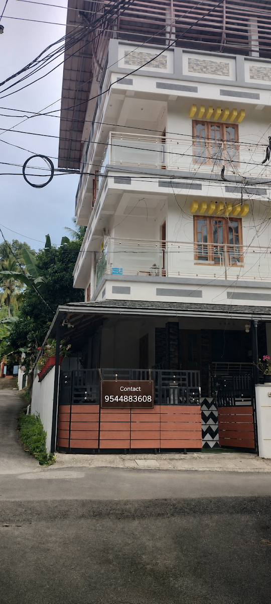 Nilavu Ladies Home Stay – Girls PG in Thiruvananthapuram photo 1