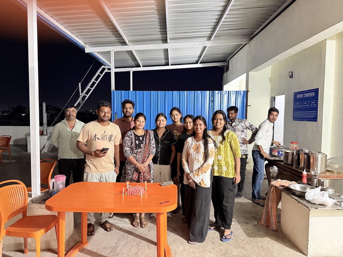 Mahesh Girls Hostel And PG – Girls PG in Bhopal preview photo 2