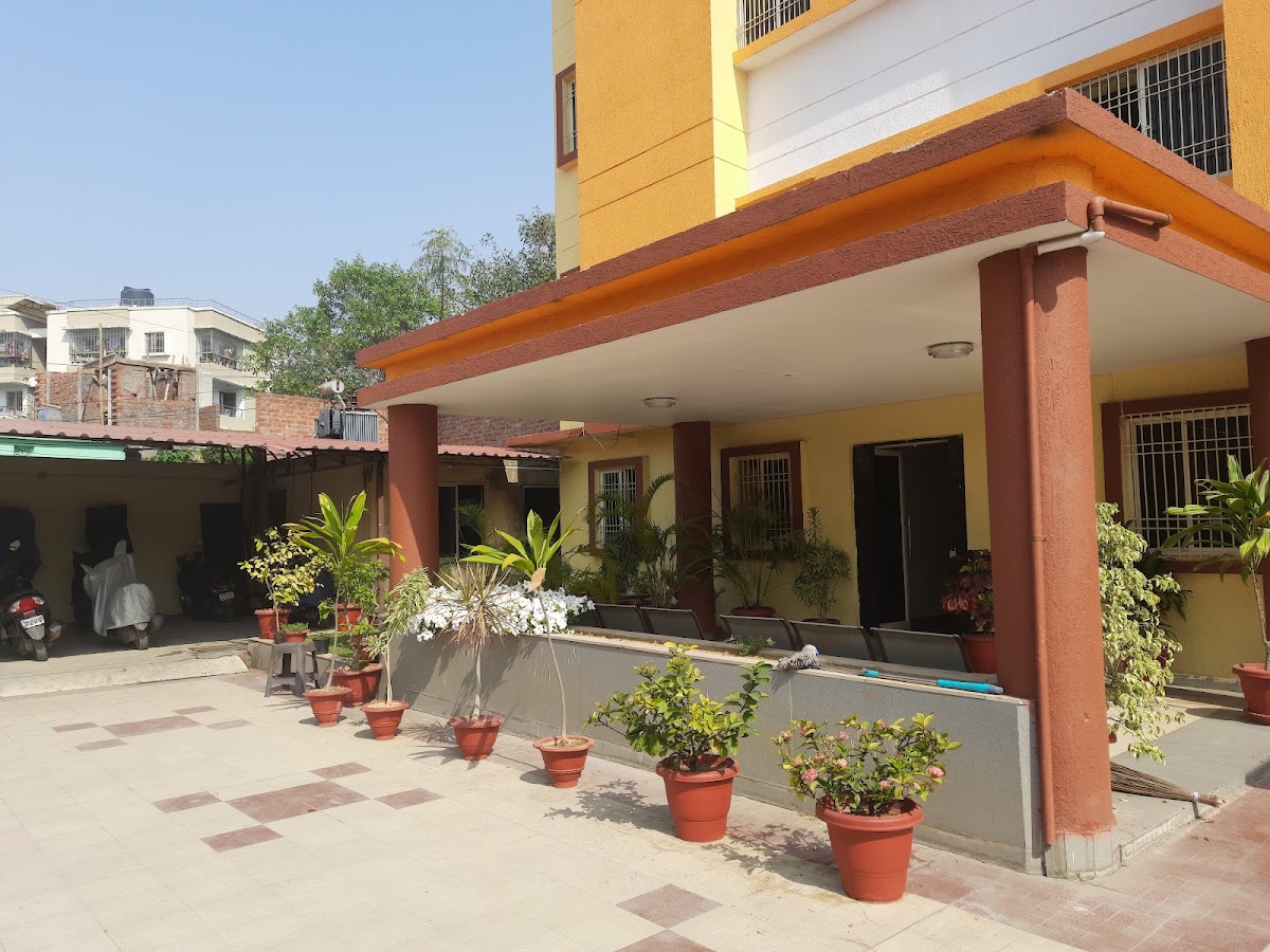 DEEPS GIRLS HOSTEL – Girls PG in Ranchi photo 1