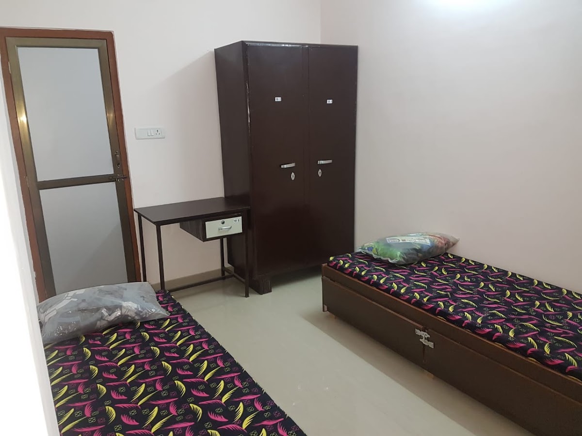 Vimal Girls Hostel – Girls PG in Jabalpur preview photo 1