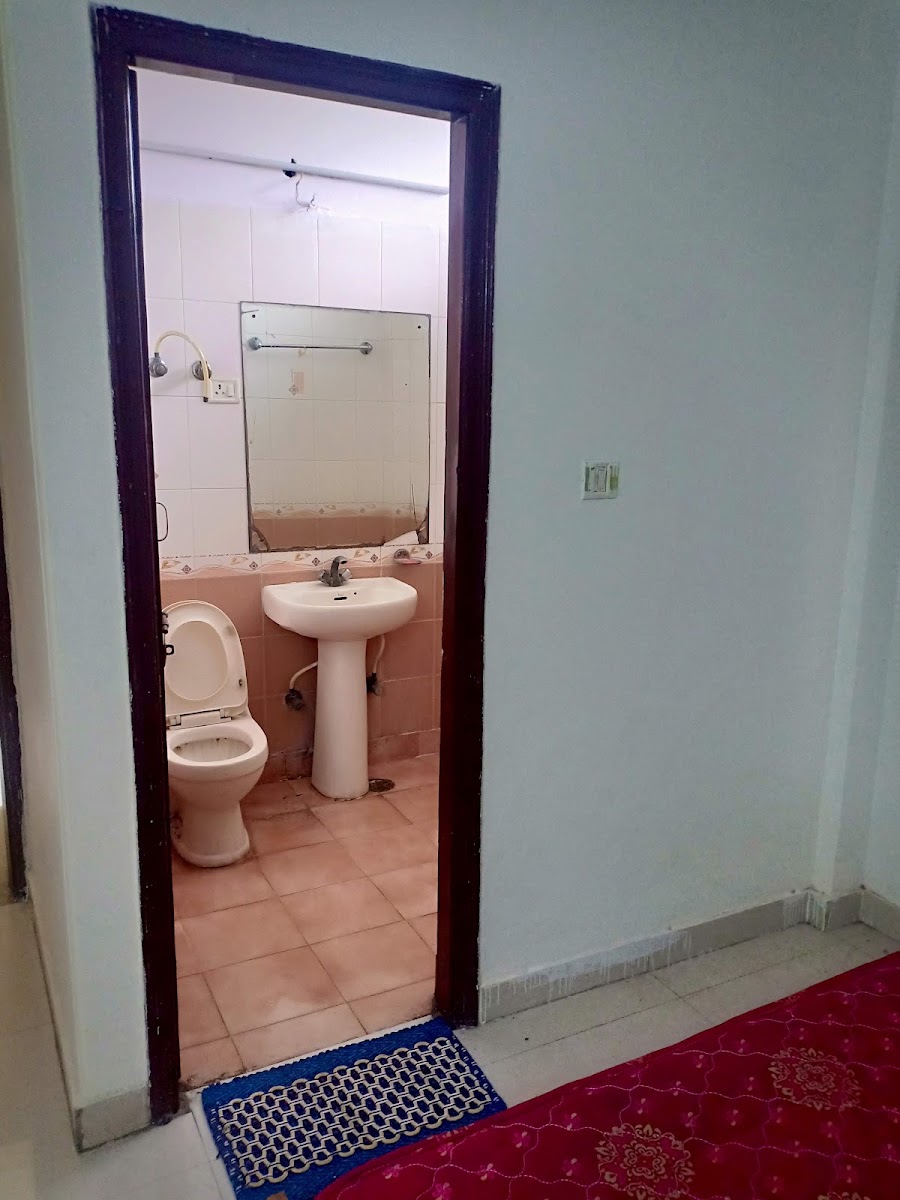 LivingSiving PG – Boys PG in Noida preview photo 2