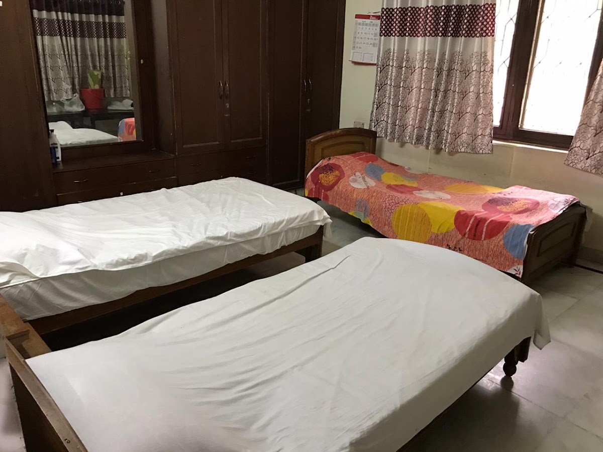 Posh GIRLS Paying Guest Accommodation – Girls PG in Hyderabad preview photo 1