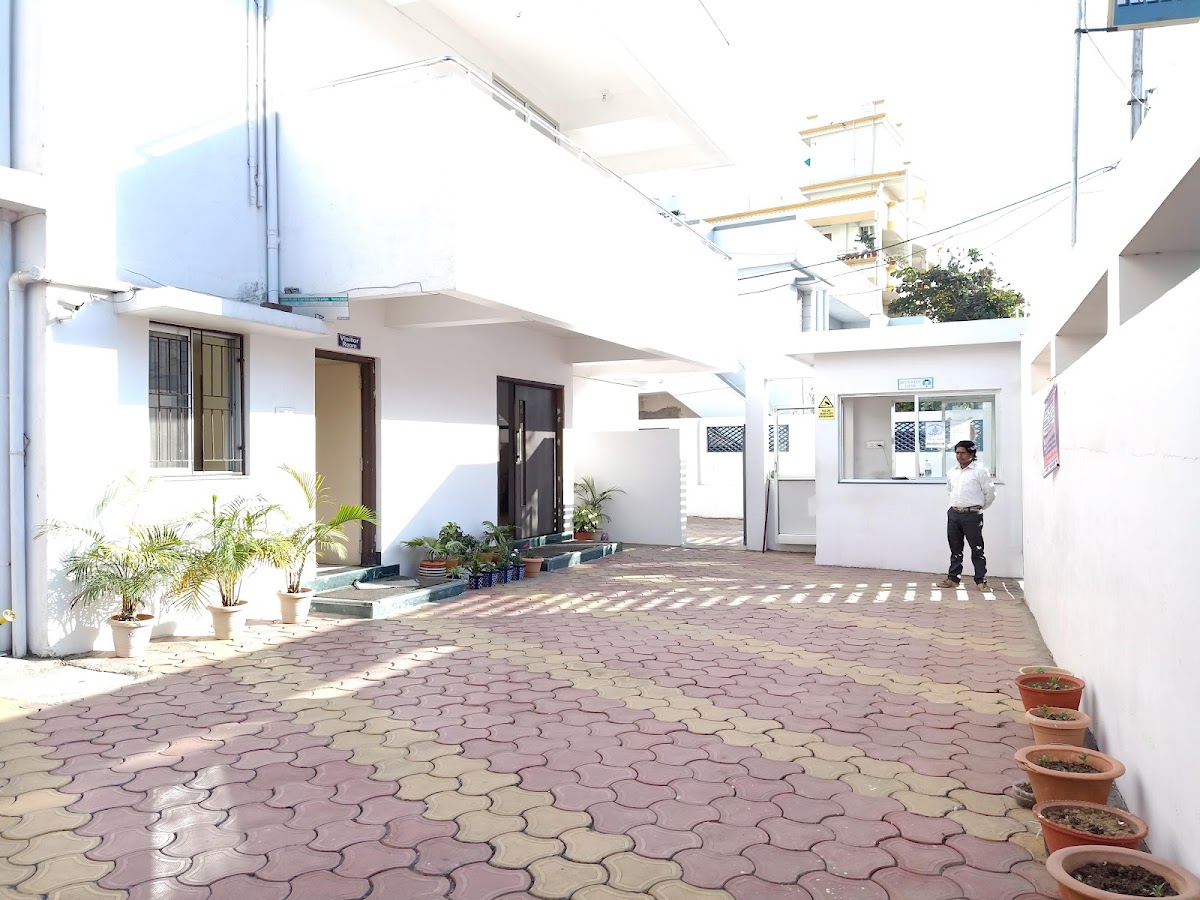 R R Girls Hostel Jabalpur
