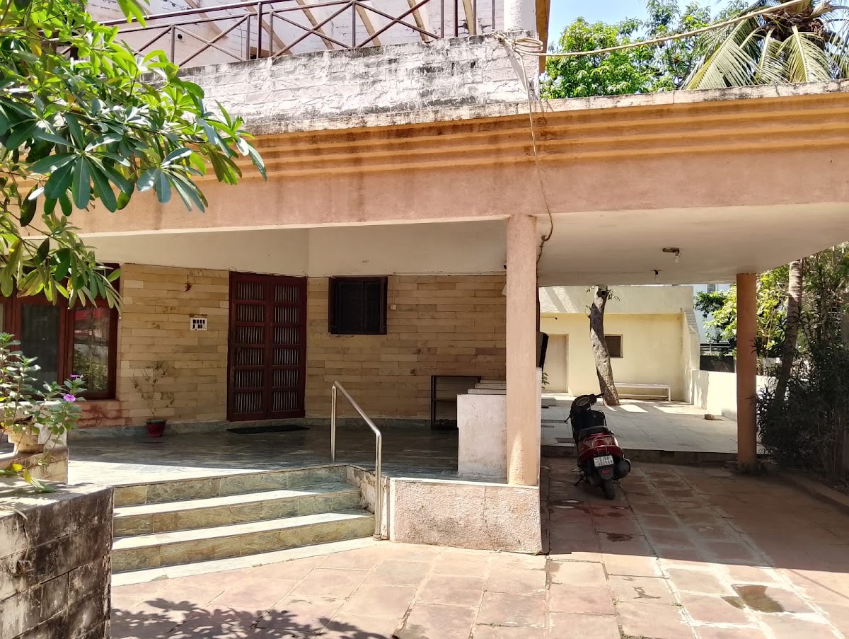 Radha Krishna PG – Girls PG in Vadodara photo 1