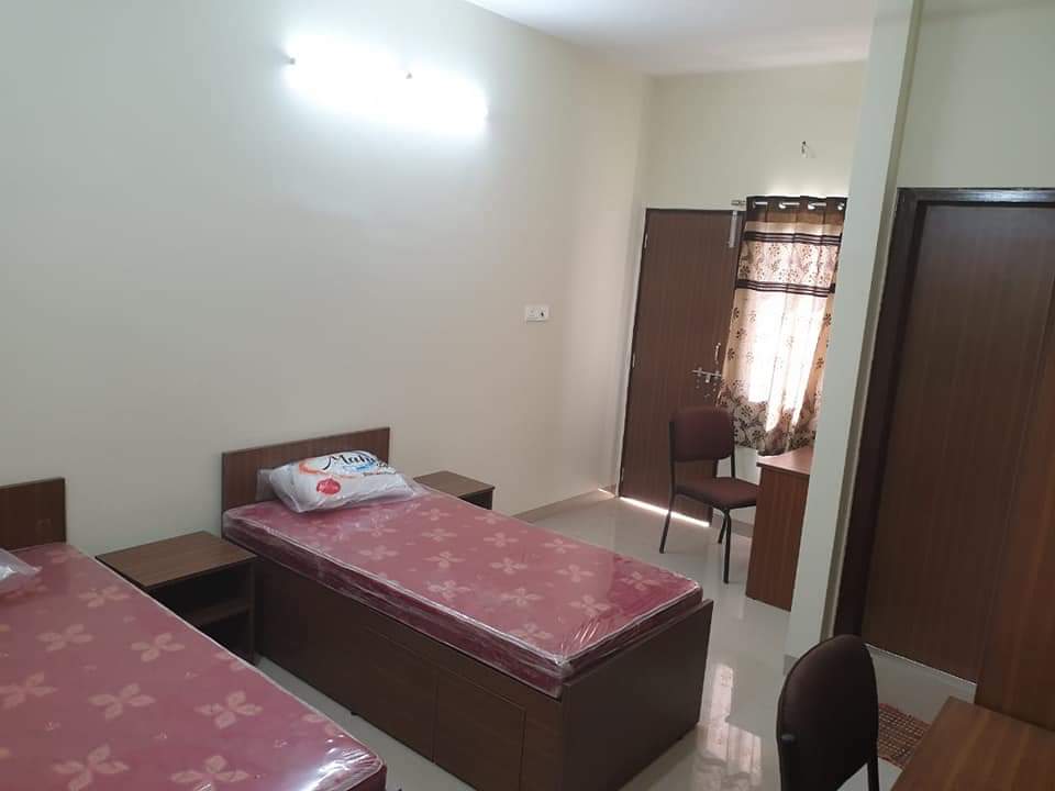 METRO CITY GIRLS HOSTEL. – Girls PG in Nagpur preview photo 1