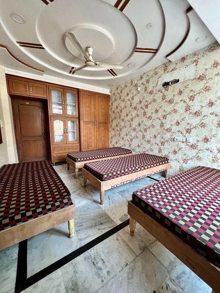 Luxury Boys PG with Food at Prime Location in Sector-70 Mohali – Boys PG in Kharar preview photo 2