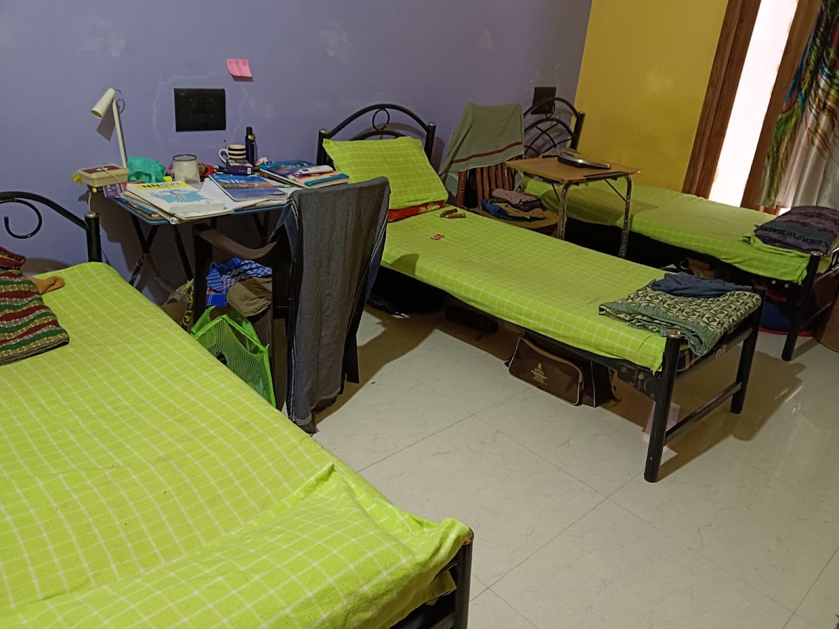 Nizhal PG Accomodation for Men preview 2