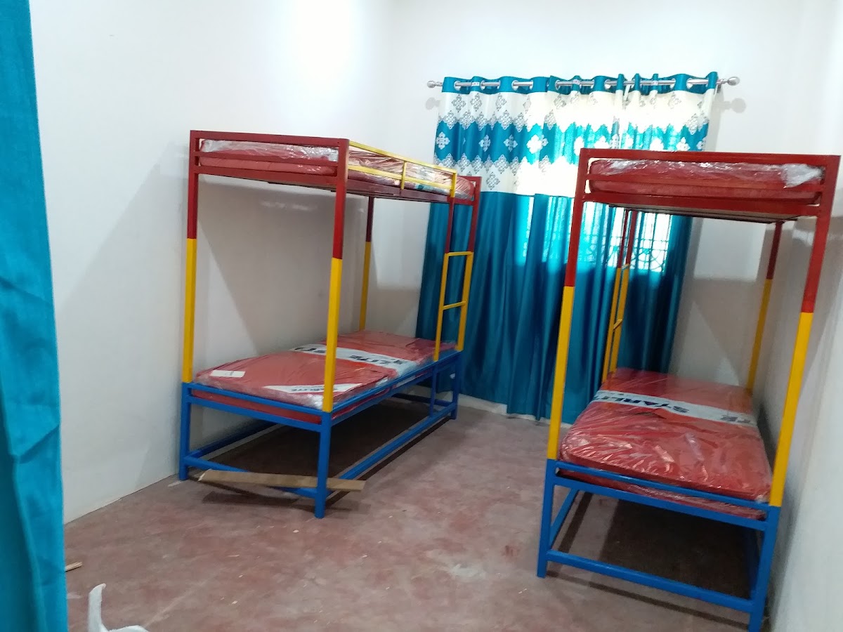 CITY LIGHTS GIRL'S HOSTEL – Girls PG in Varanasi preview photo 2