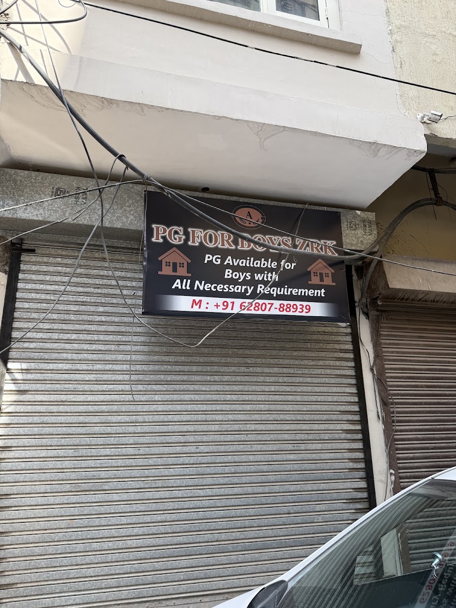 pg for boys zirakpur