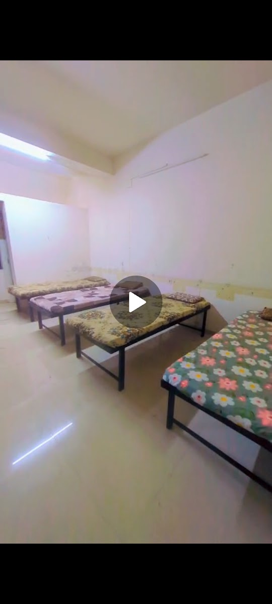 Bhavya Boys Hostel/PG – Boys PG in Rajkot preview photo 2