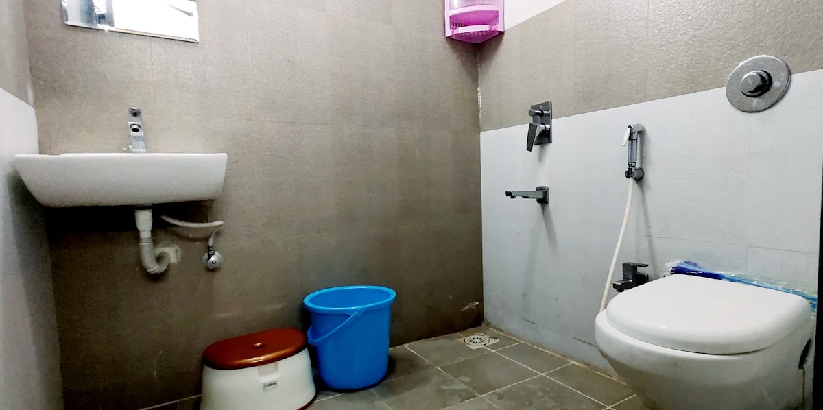 Deccan Girls Hostel preview 2