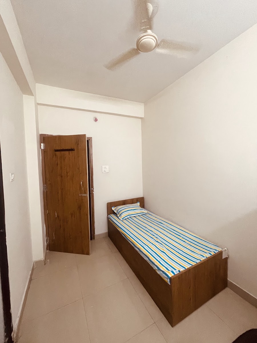 SHEETAL GIRLS HOSTEL – Girls PG in Kota preview photo 1