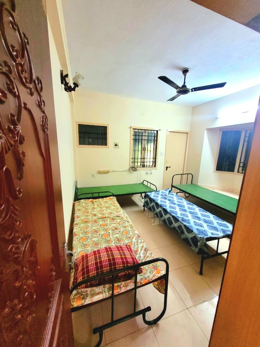 S.S Ladies Hostel - Anna Nagar preview 1