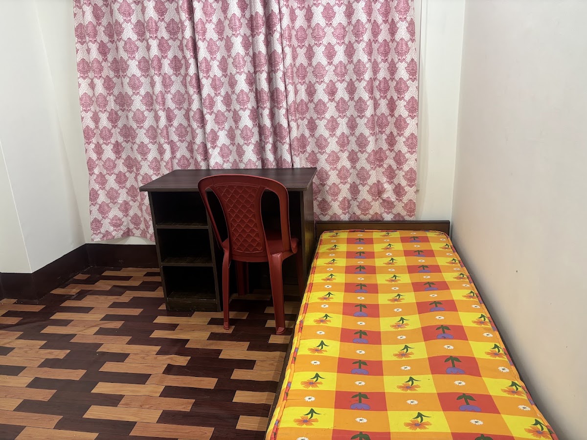 Red Panda Girls Paying Guest – Girls PG in Gangtok preview photo 1