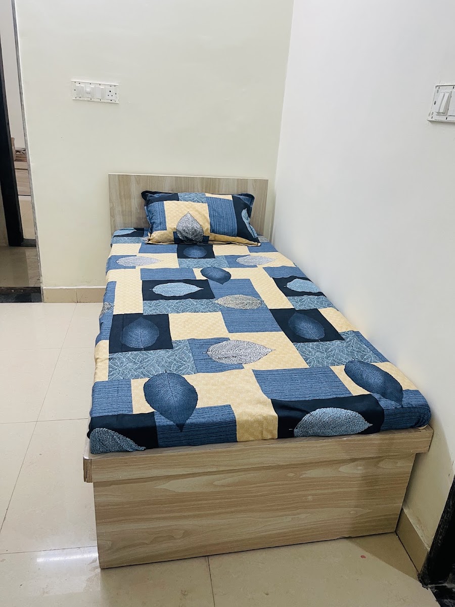 BALAJI BOYS HOSTEL – Boys PG in Kota preview photo 1