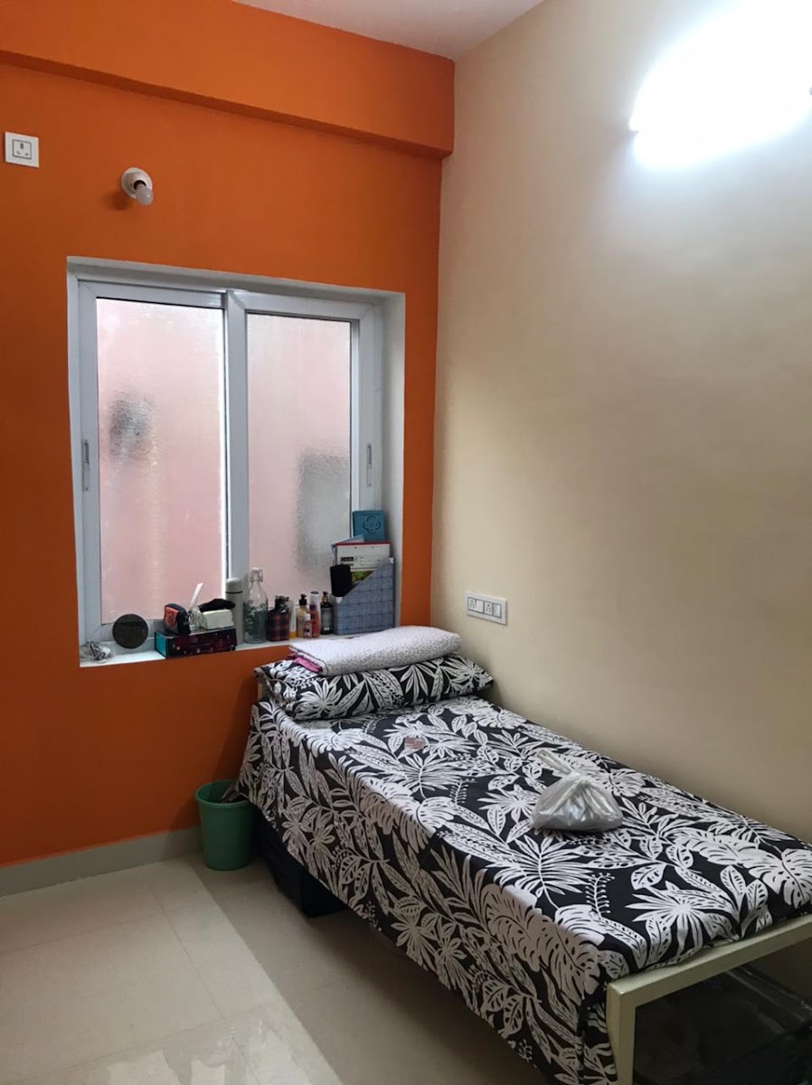 Mayookha Super Executive Girls Hostel and Studyhall preview 1