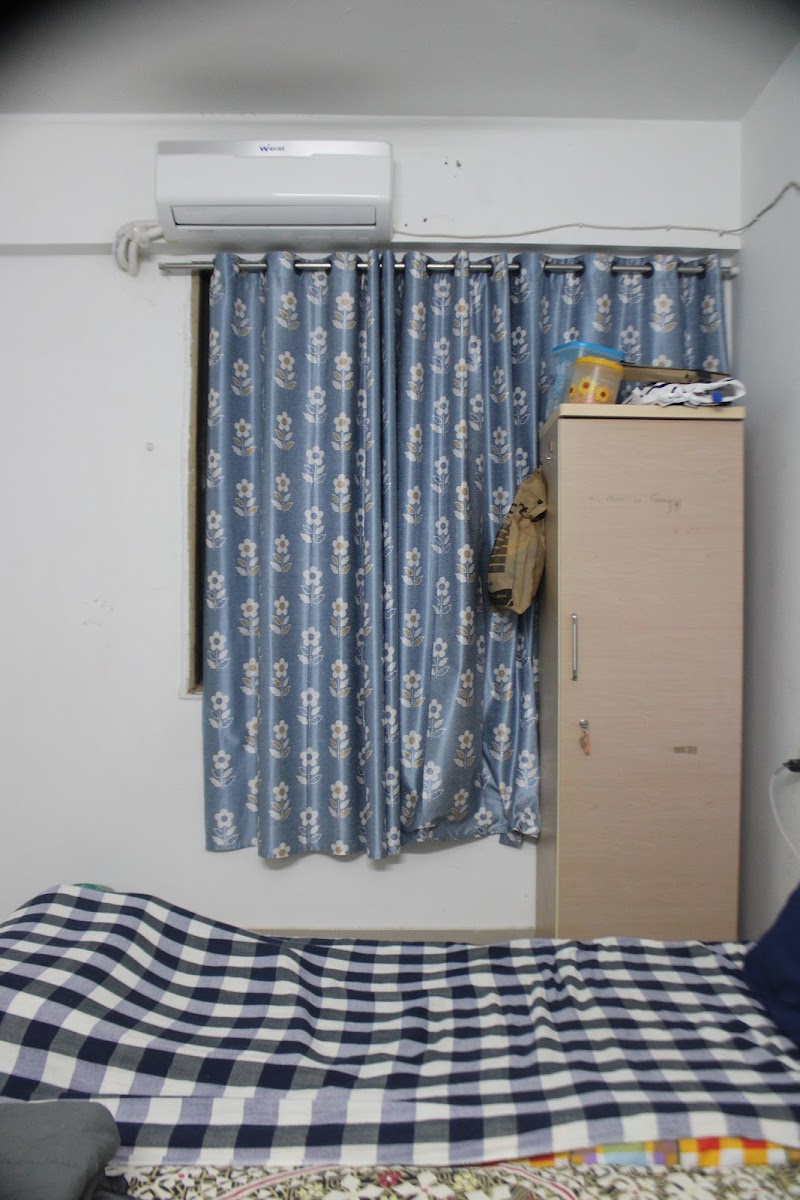BONHOMIE GIRLS HOSTEL || Best PG | Hostel | Girls Hostel – Girls PG in Gandhinagar preview photo 1