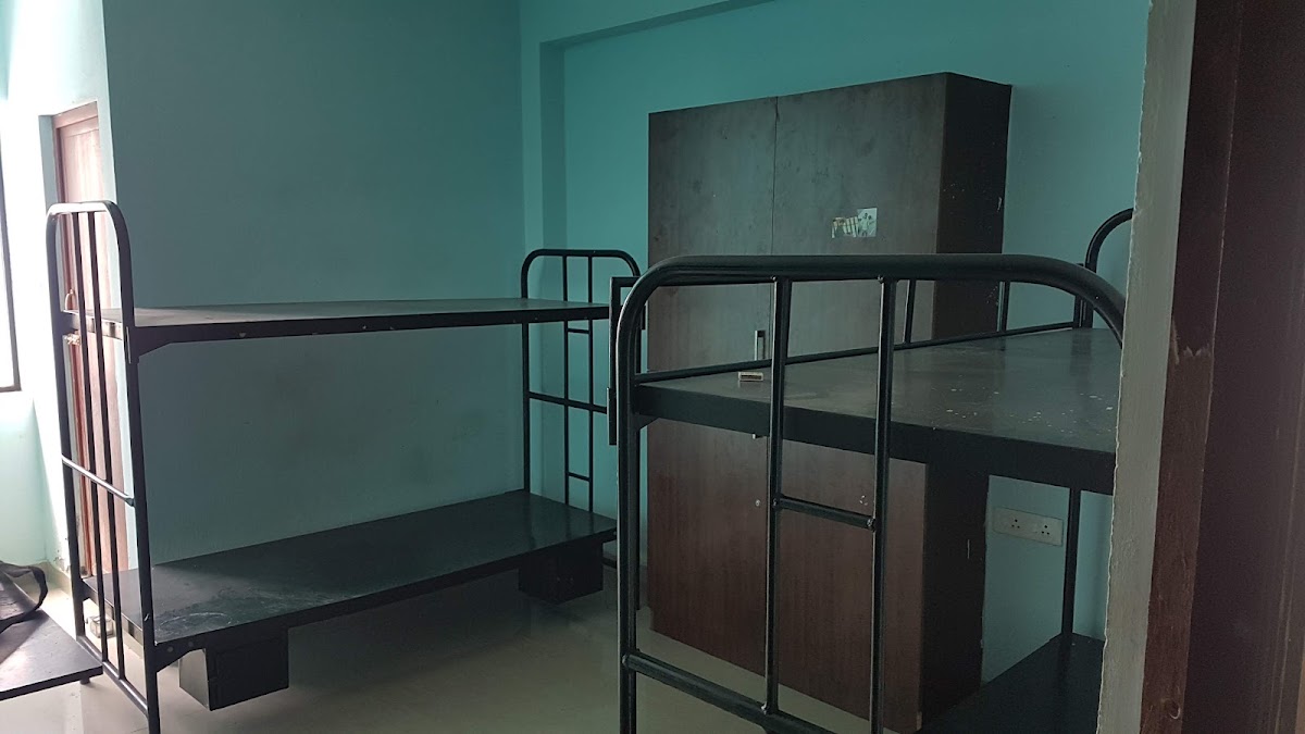 THE BOYS Hostel preview 1