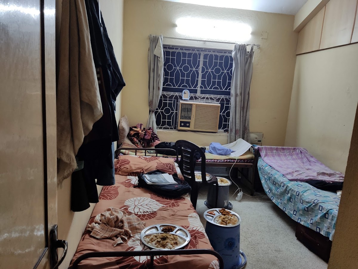 Devi Kripa Men's Paying Guest – Boys PG in Mangaluru preview photo 2