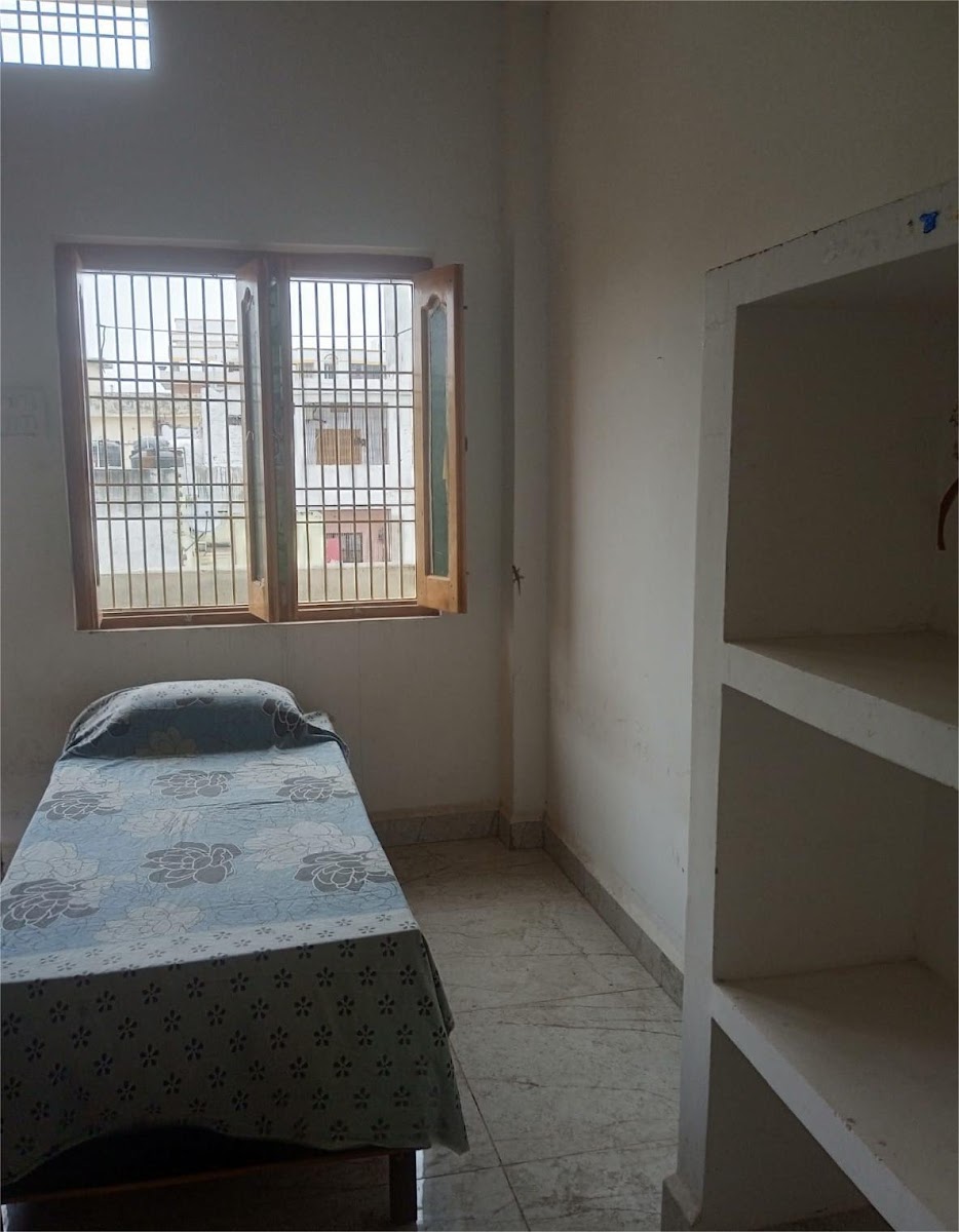 Gupta Girls Hostel – Girls PG in Varanasi preview photo 1