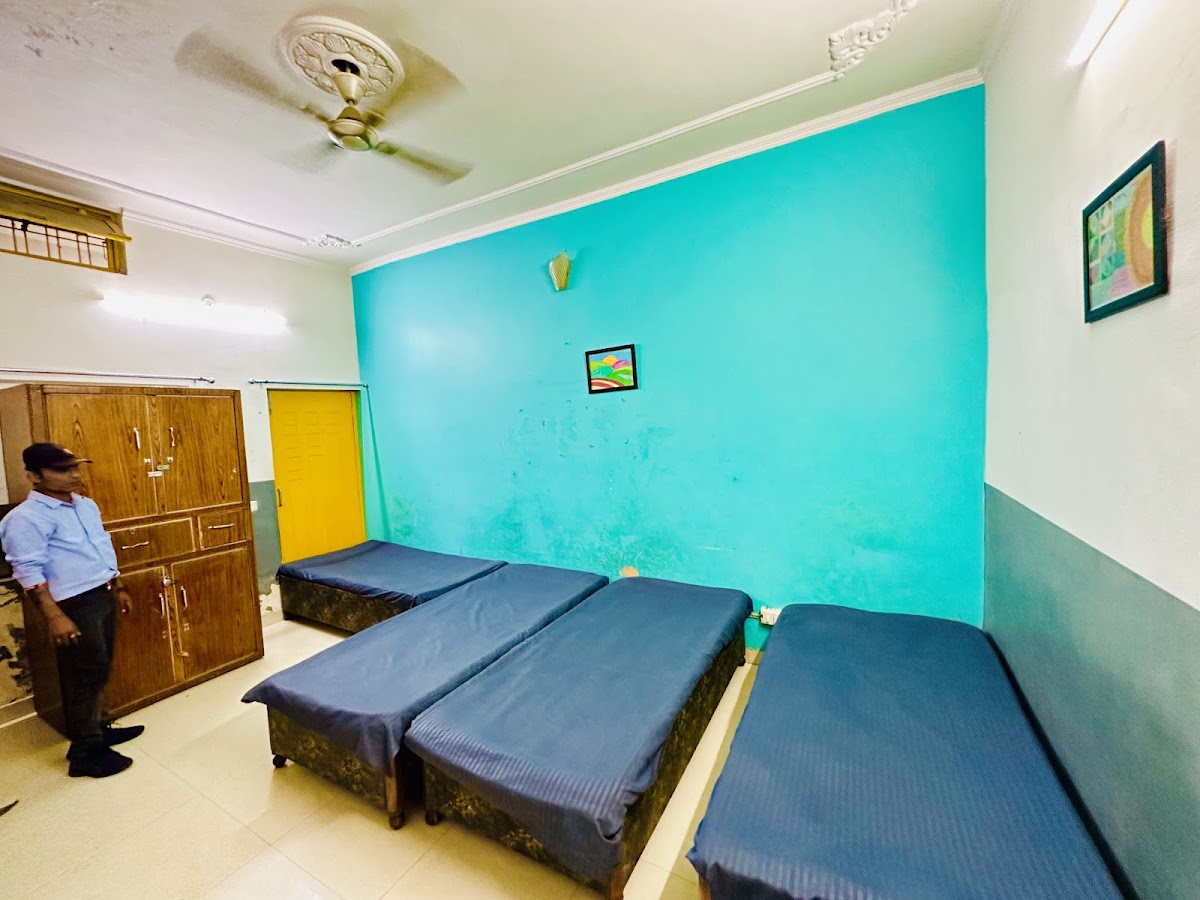 culture exchange hostel (boys pg) – Boys PG in Dehradun preview photo 1