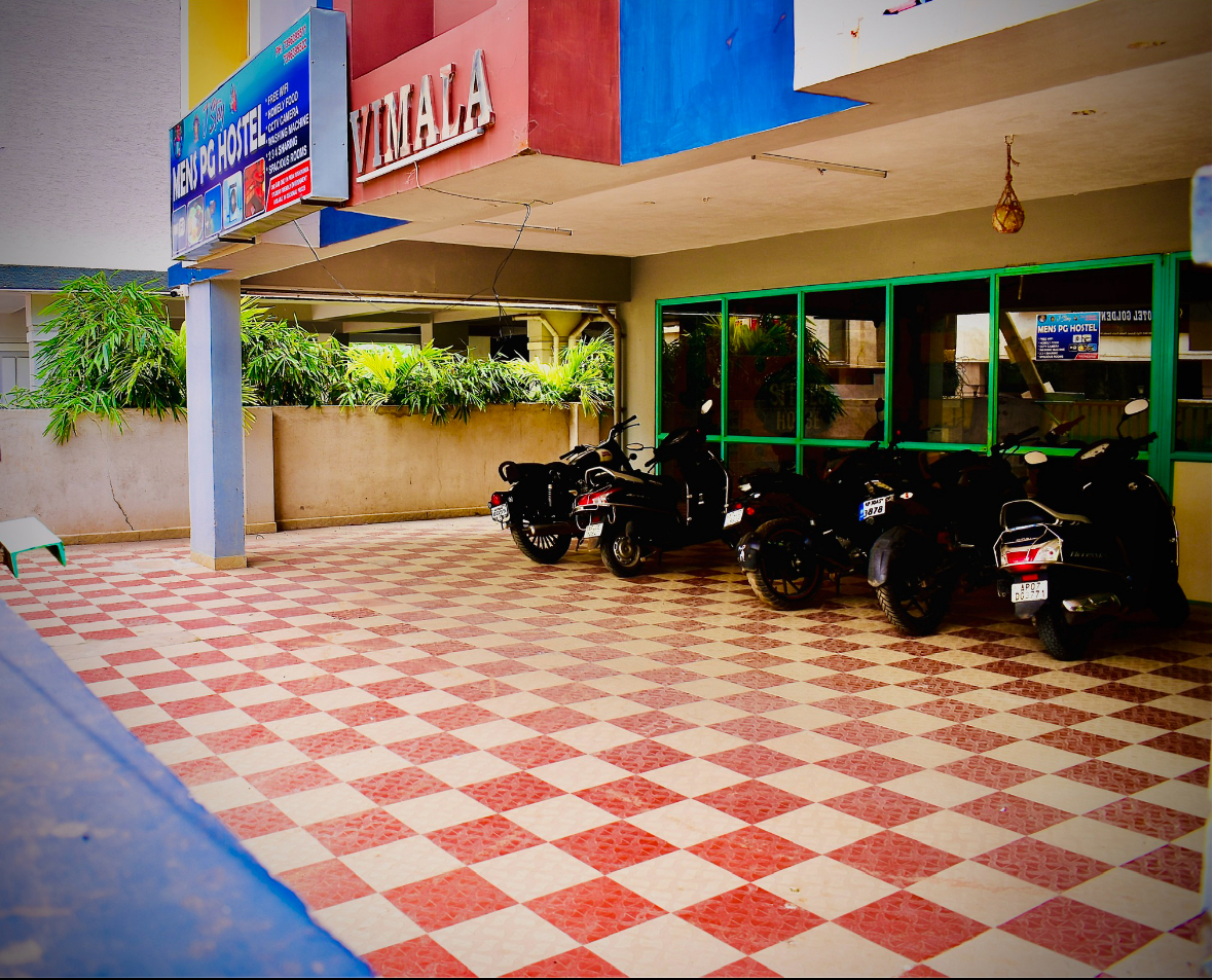 J STAY MEN'S PG HOSTEL preview 2