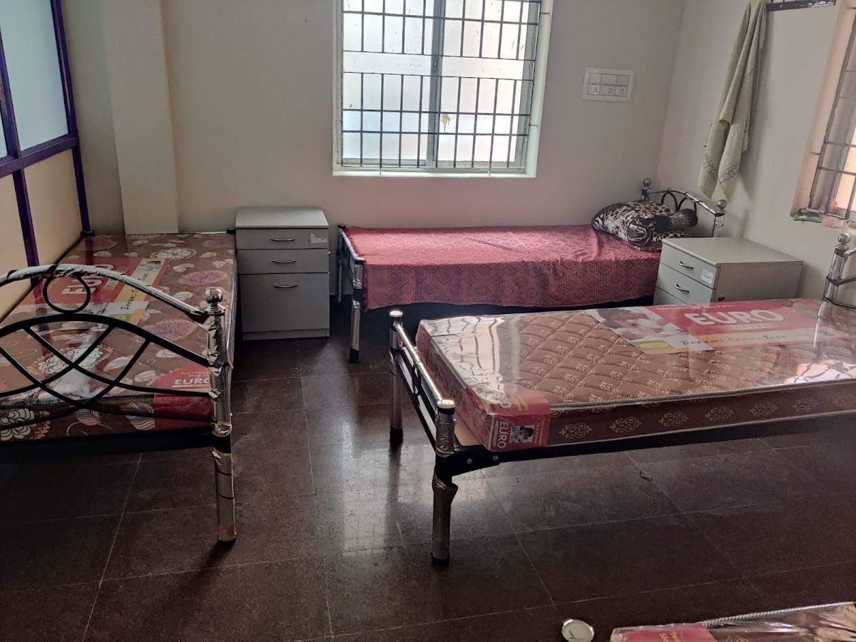 Amman men's PG Hostel – Boys PG in Chennai preview photo 1