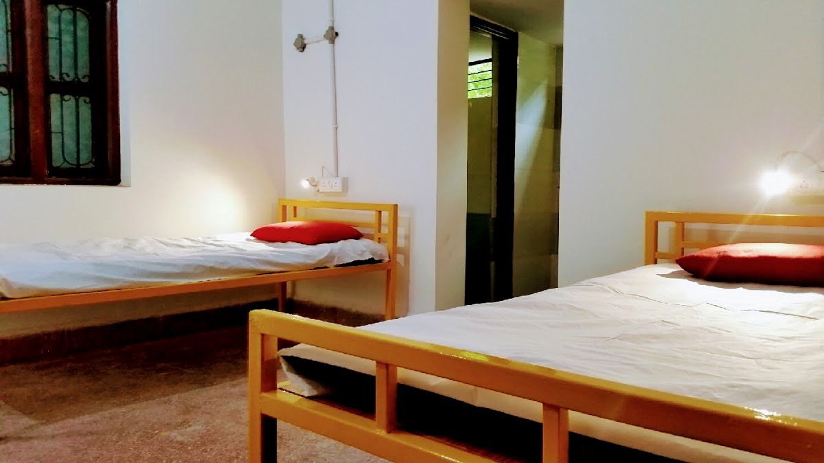 Beds and Boys Hostel preview 1