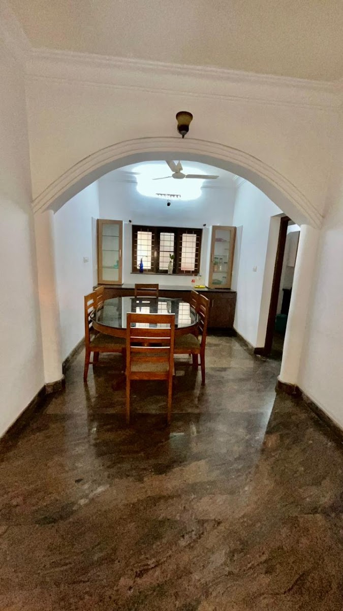 AL AMEEN PG Ladies Hostel & Working women's hostel - Town hall Kochi – Girls PG in Kochi preview photo 1