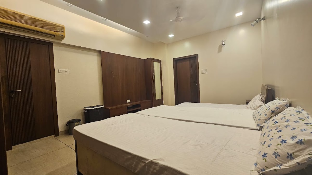 Heaven's stay hostel
