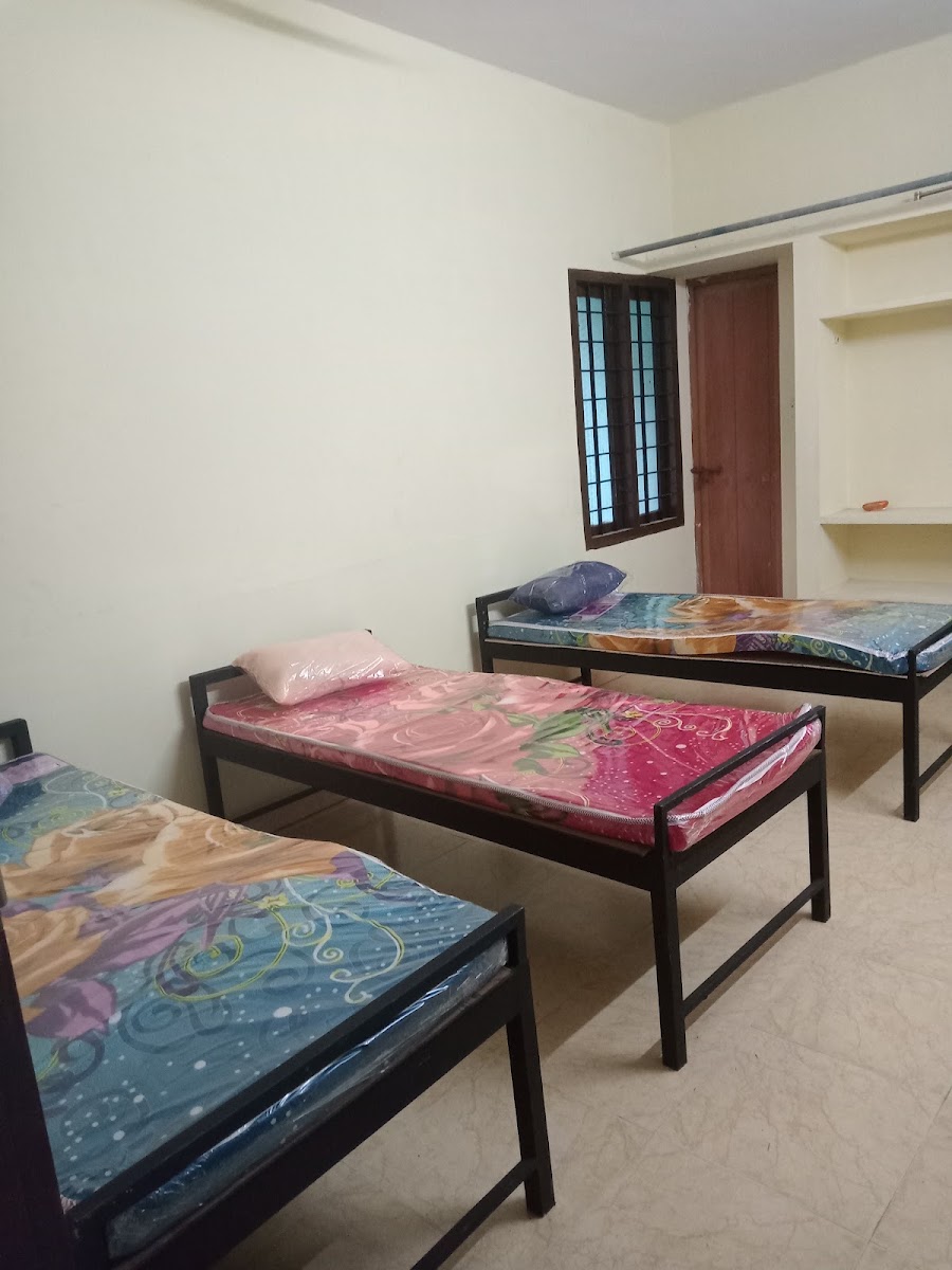 Ladies hostel pg navami – Girls PG in Kochi preview photo 1