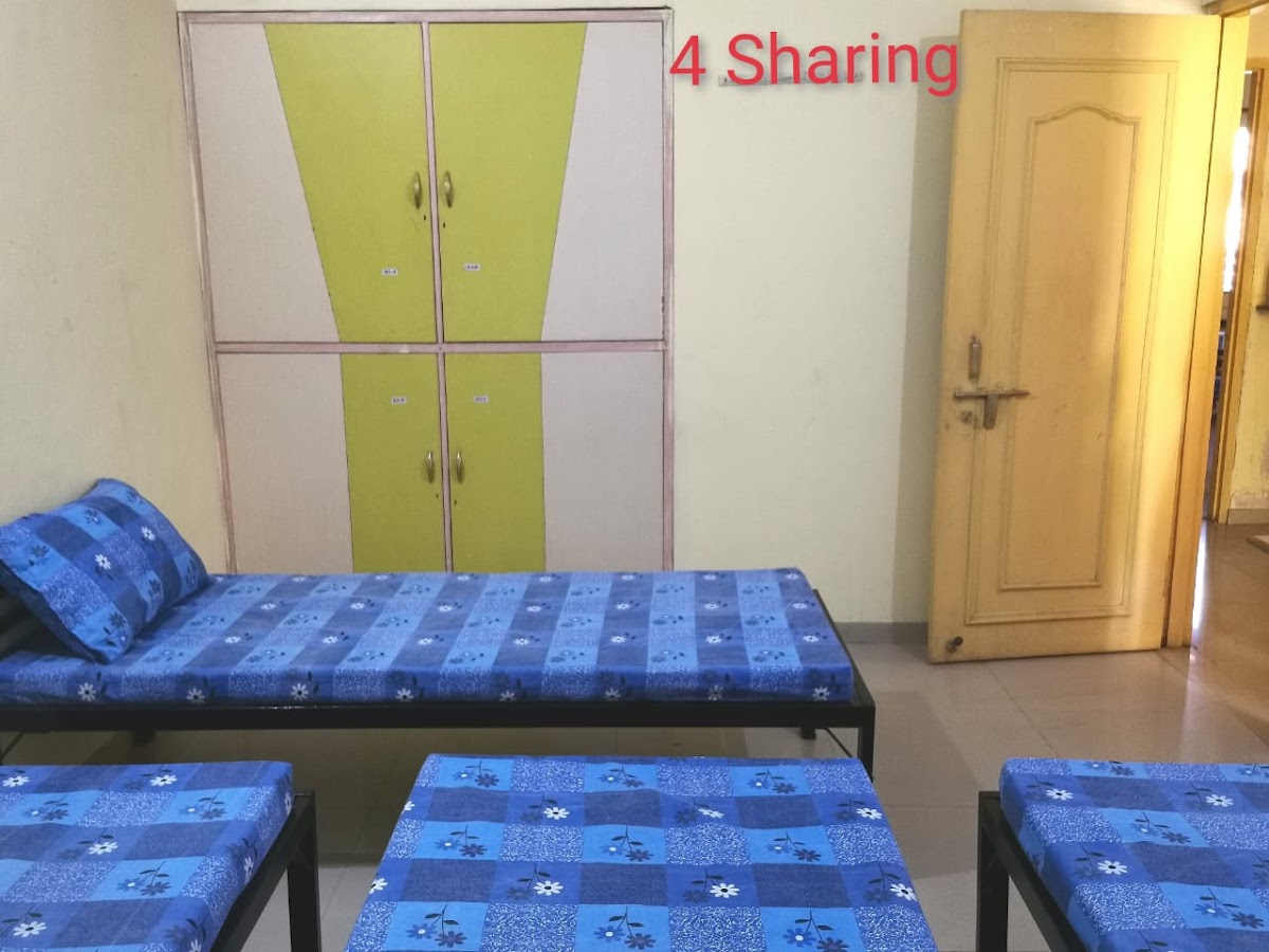 Reliable Hostel & PG - (Vrundavan Char Rasta) Formerly Reliable Homestay – Boys PG in Vadodara preview photo 1