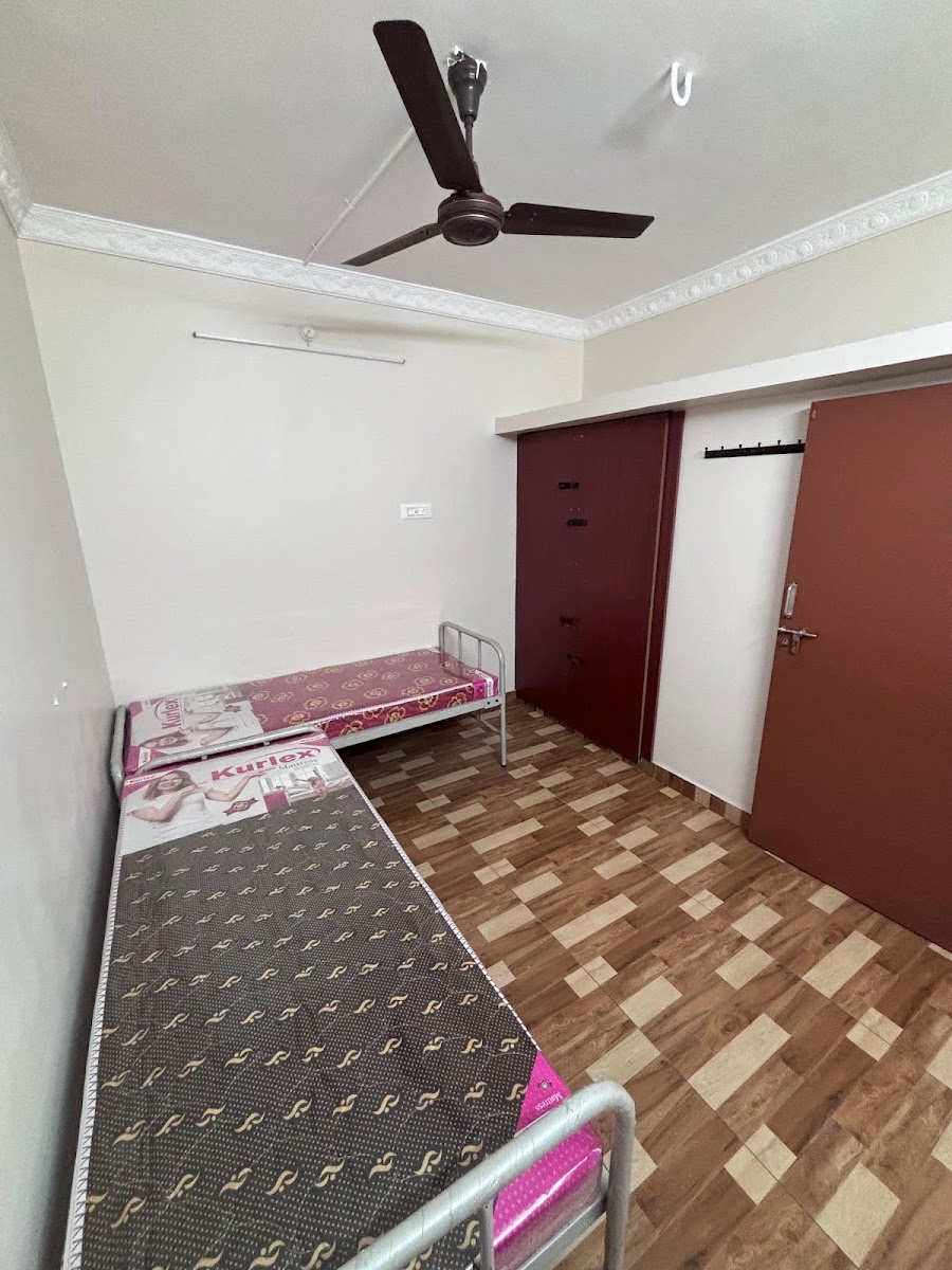 Moon Working Men's PG / Hostel – Boys PG in Madurai preview photo 2