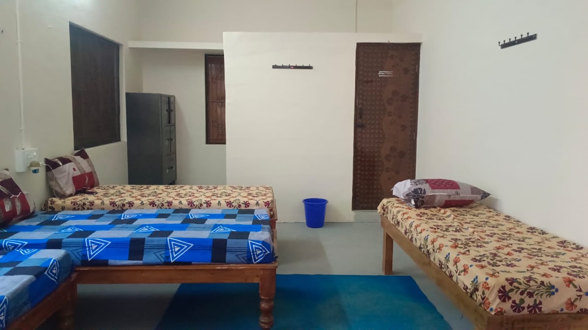 SKY MENS PG & HOSTEL