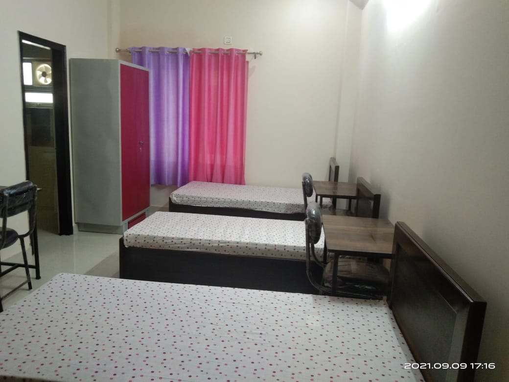 Sun & Shine Girl's Hostel Dehradun – Girls PG in Dehradun preview photo 1