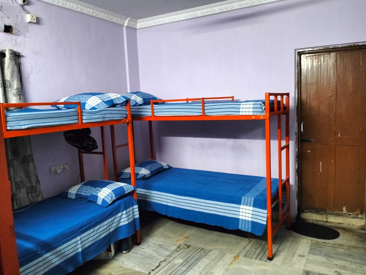 Sai Saranya Deluxe Boys Hostel – Boys PG in Visakhapatnam photo 1