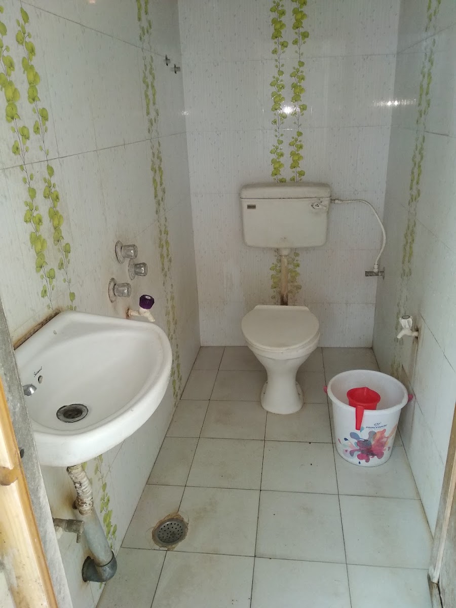 Seven Hills Boys Hostel preview 2