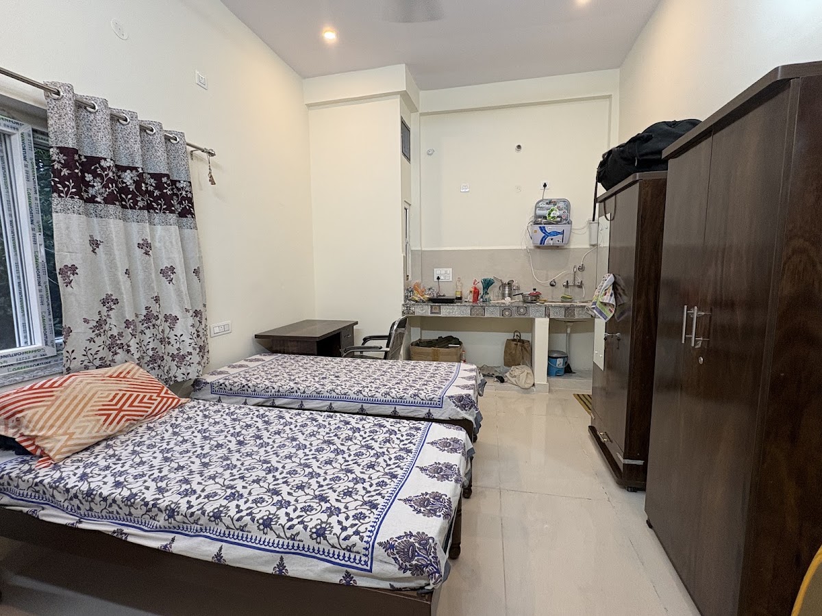 Vanshika”s home for girls (Girls PG) – Girls PG in Dehradun preview photo 1