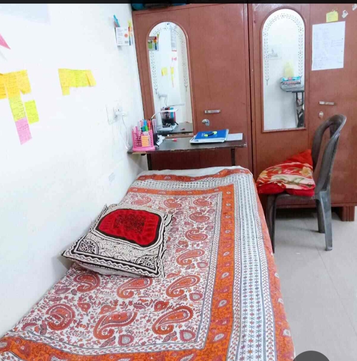 NEW POOJA BOYS HOSTEL