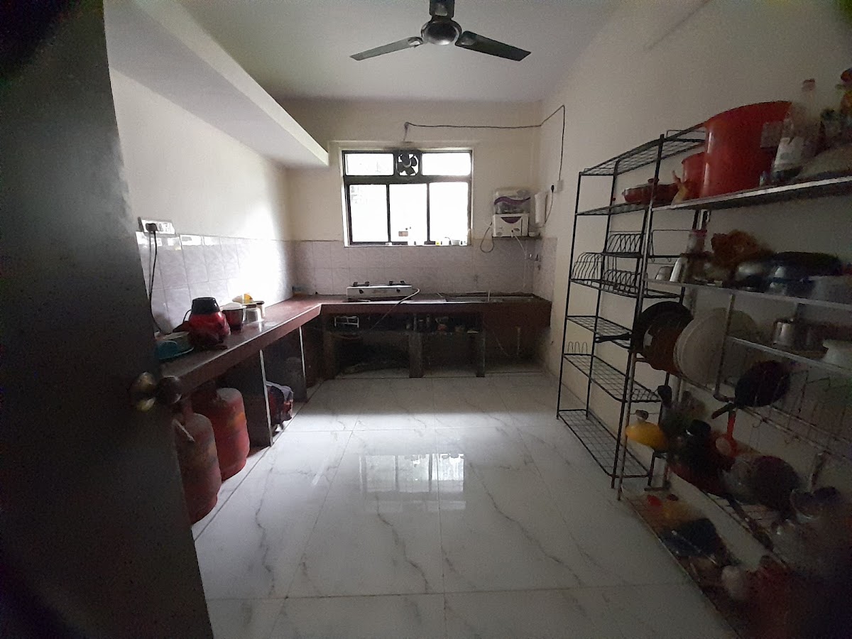Comfort Accommodations Ladies Paying Guest – Girls PG in Mumbai preview photo 2