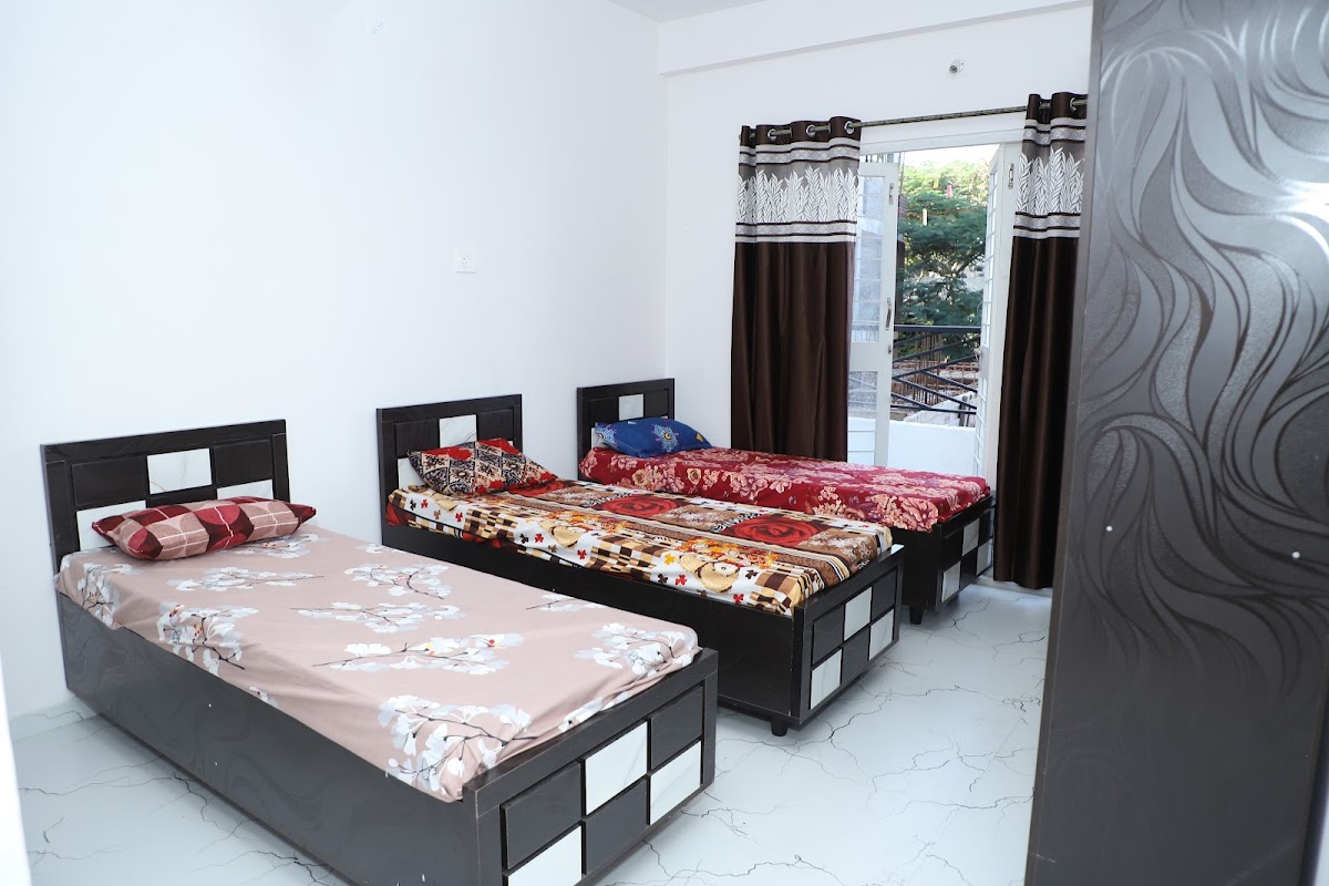 Best PG in Kharadi - Deshmukh PG1 preview 1