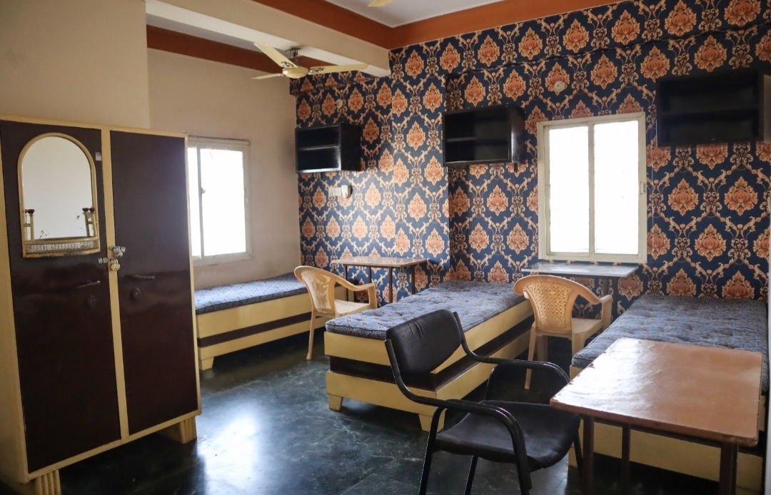 Happy Boys Hostel preview 2