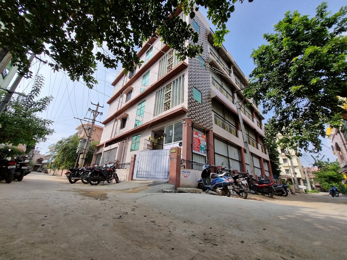 SSS BOYS HOSTEL