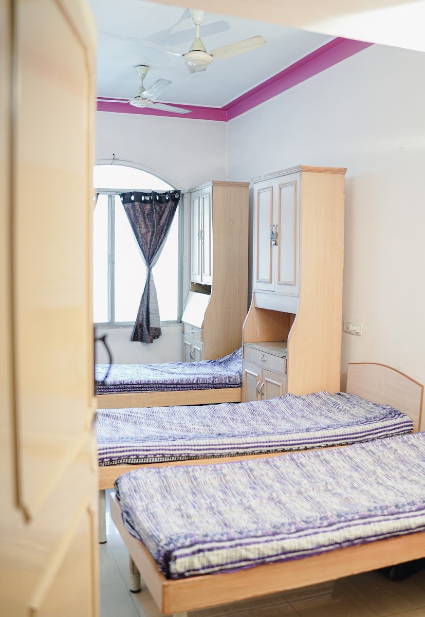 Chandras ladies Hostel