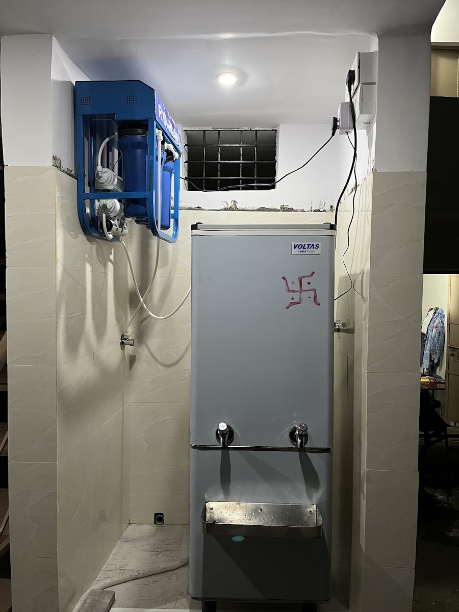 Simran Girls' PG/Hostel – Girls PG in Prayagraj preview photo 1